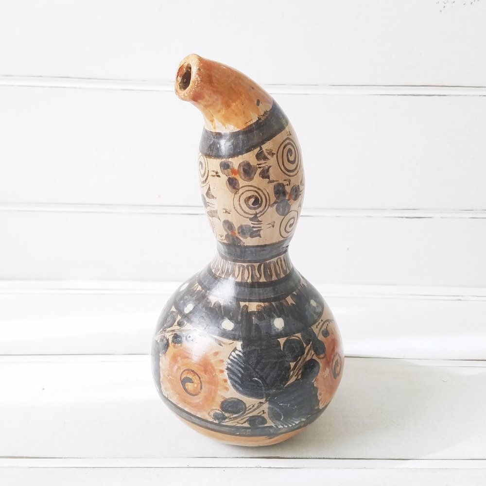 TONALA or TLAQUEPAQUE Mexican Pottery, Gourd Shape